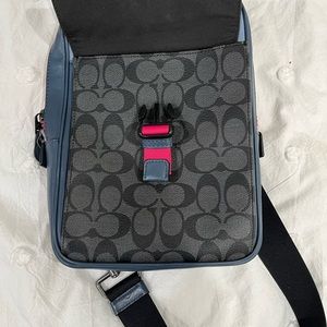 Coach crossbody wear, large,color Charcoal Denim Multi. only worn a few times,